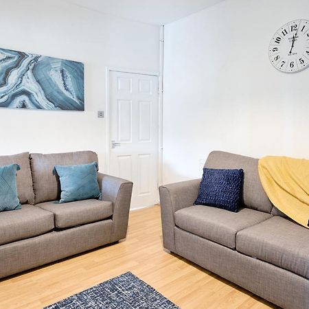Free Parking, Spacious Rooms, Smart Tv'S All Rooms Swansea Exteriér fotografie