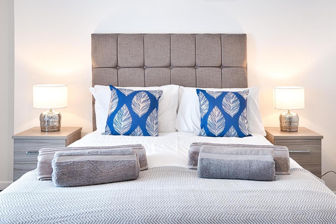 Free Parking, Spacious Rooms, Smart Tv'S All Rooms Swansea Exteriér fotografie
